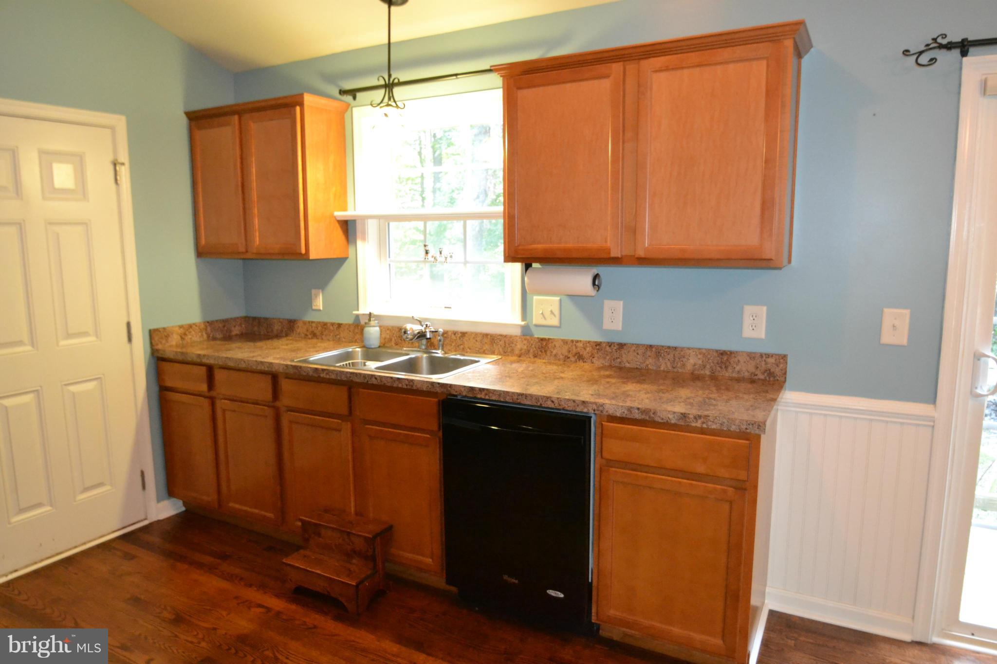 7 Rutledge Cove Ruther Glen, VA 22546 - Photo 8 of 26 Kitchen