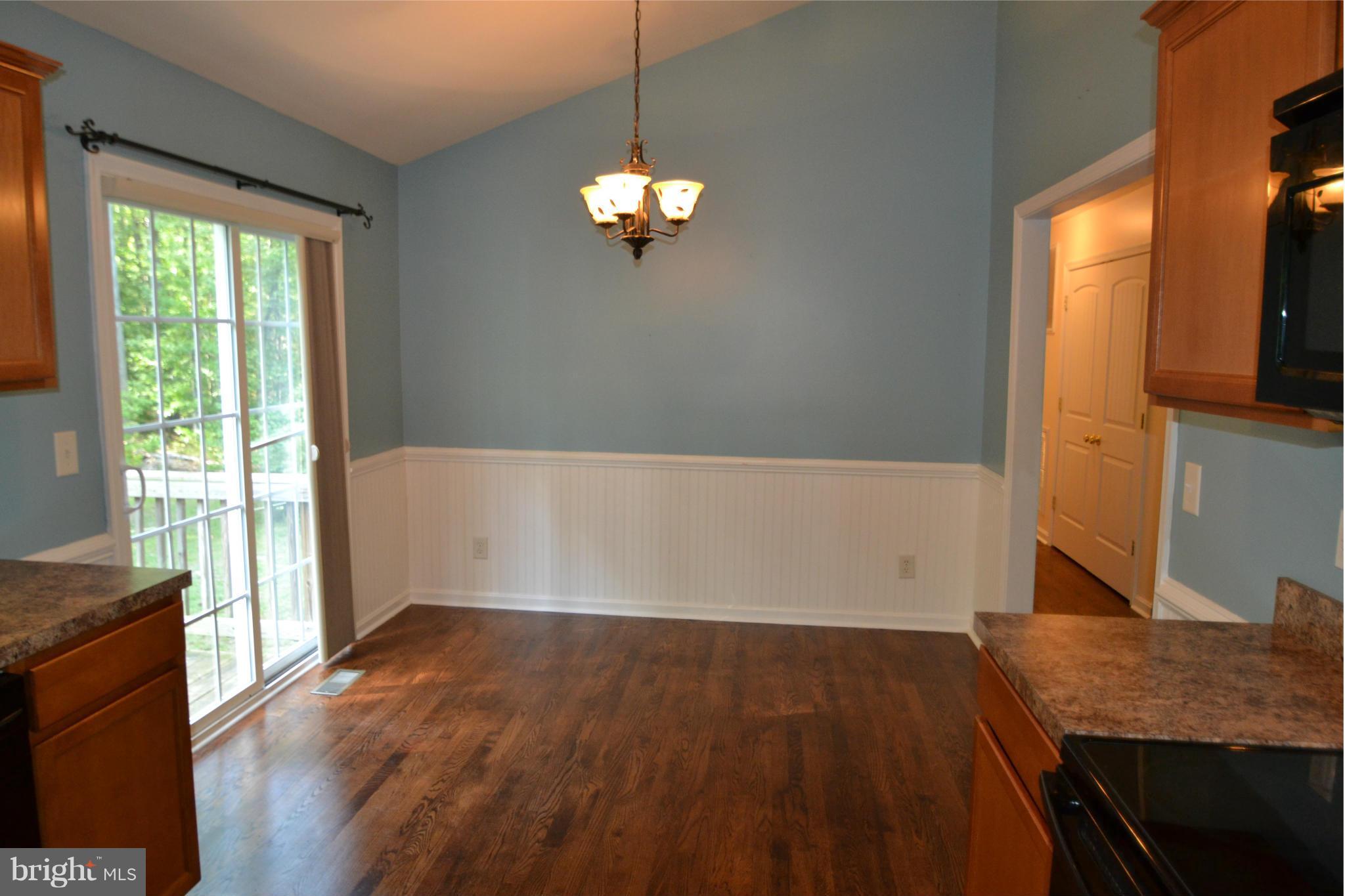 7 Rutledge Cove Ruther Glen, VA 22546 - Photo 9 of 26 Dining Room