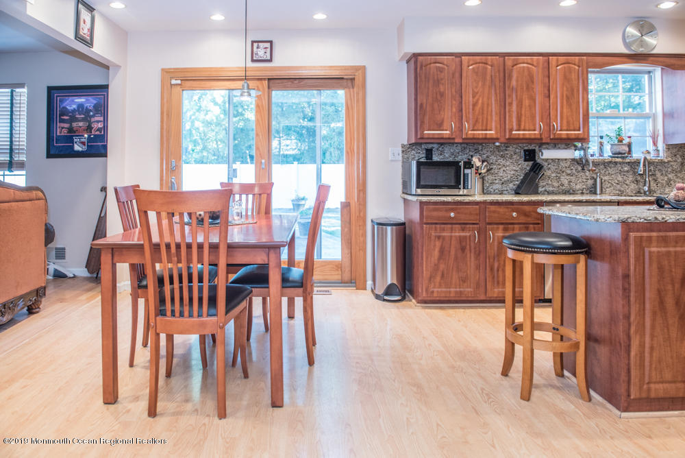 91 Pinewood Road Howell, NJ 07731 - Photo 19 of 37 jt (11 of 46)