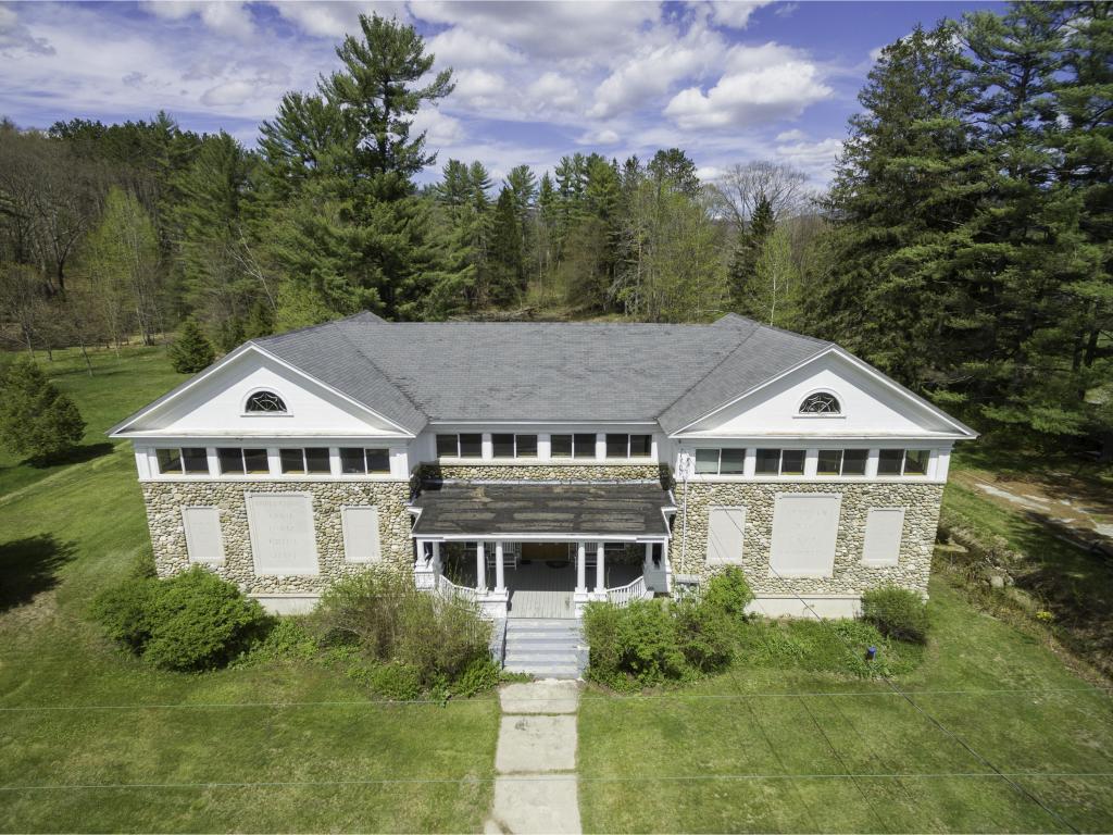 88 Lake Tarleton Road Warren, NH 03279 - Photo 1 of 27 Gallery Image 1