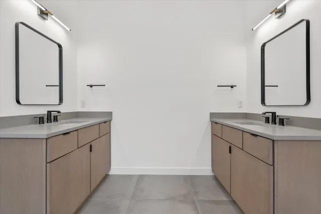 $509,900 | 308 Oak Street, Unit 102, Slinger, WI 53086