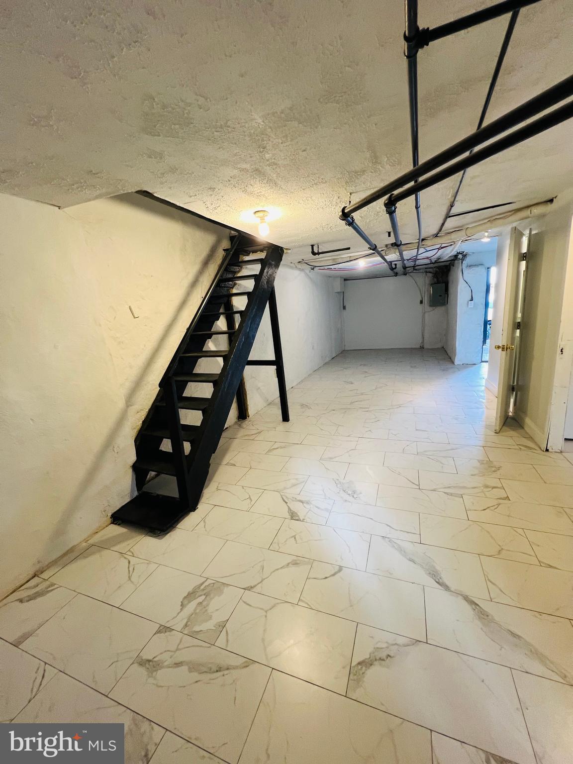 223 Maypole Road Upper Darby, PA 19082 - Photo 34 of 48 a view of entryway and hall