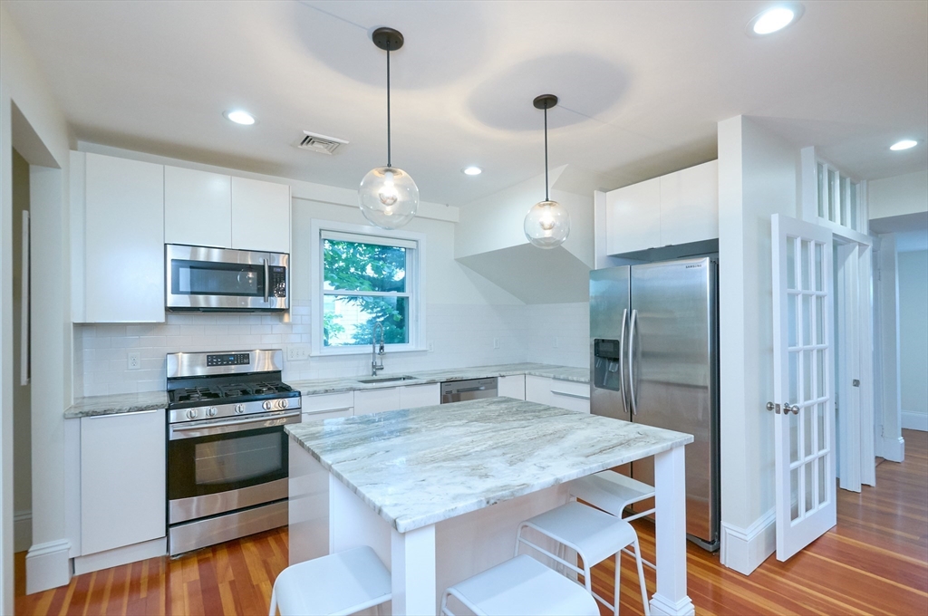 63 Parker Street, Unit 63 Watertown, MA 02472 - Photo 3 of 19