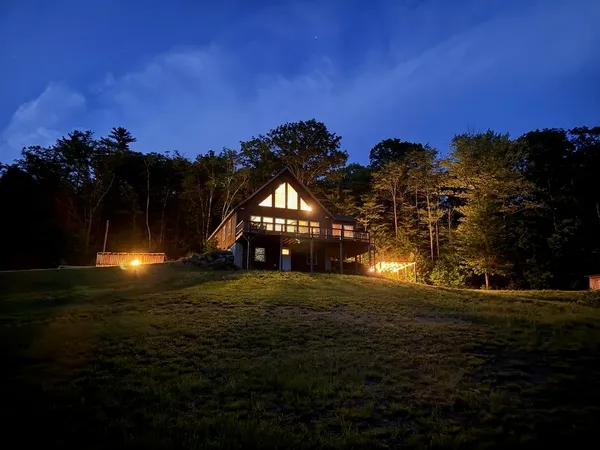 $610,000 | 35 Susie Lane, Thornton, NH 03285