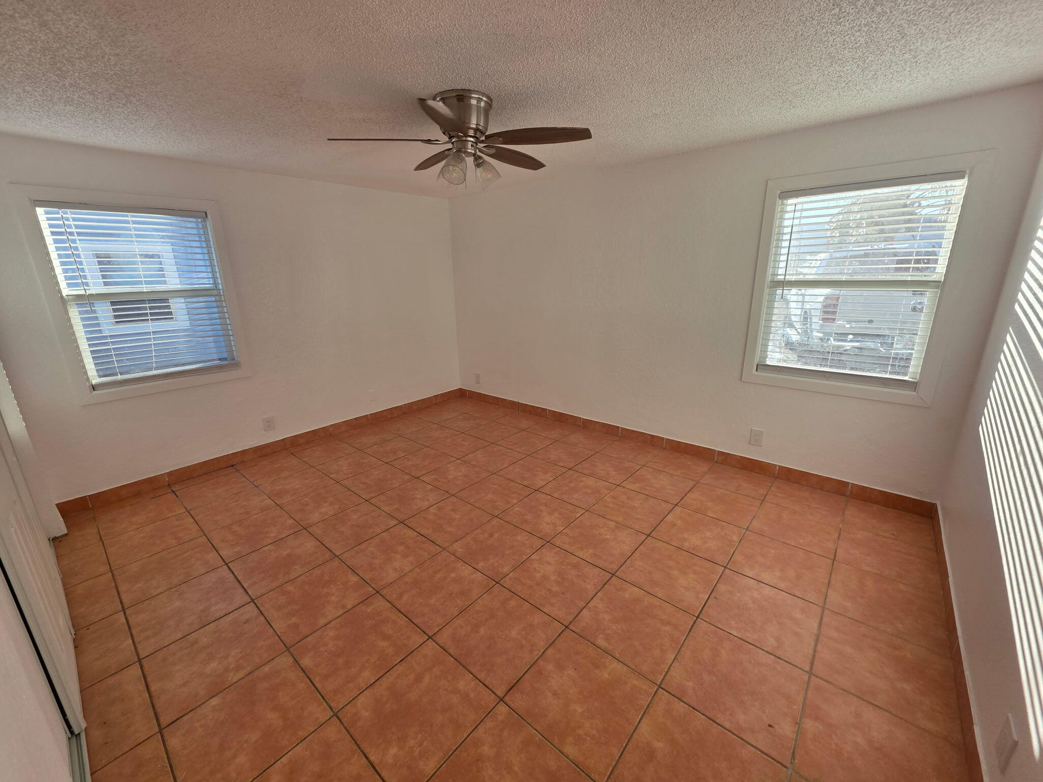 1508 Barton Road, Unit 1510A Lake Worth Beach, FL 33460 - Photo 8 of 12 7636082432271261776