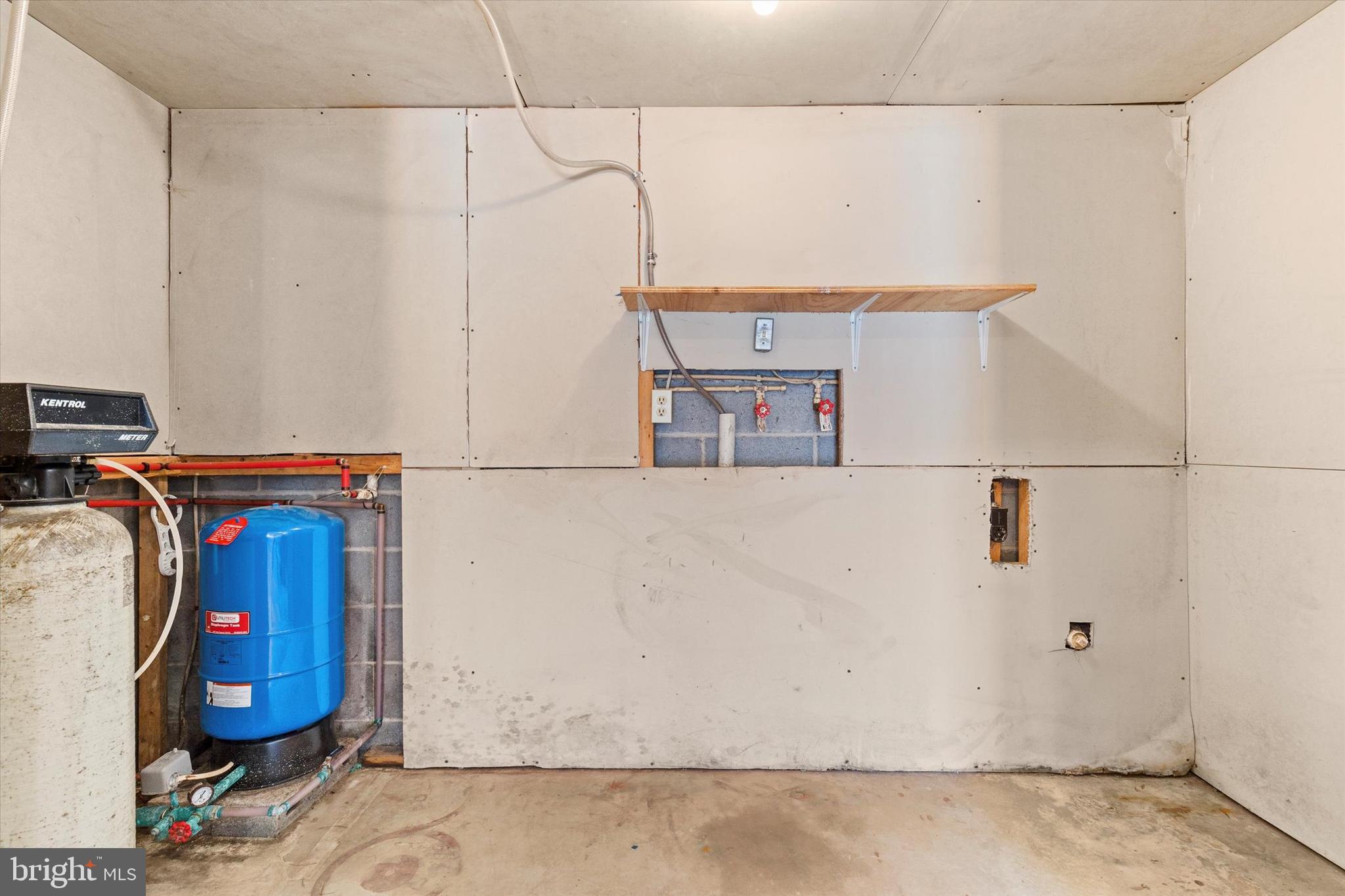829 West Brubaker Valley Road Lititz, PA 17543 - Photo 35 of 58 Basement Washer/Dryer Hook ups, Water softener