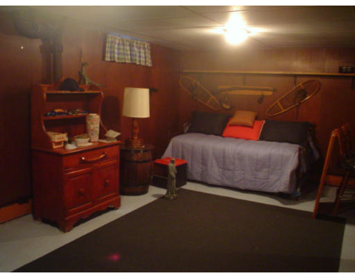 62 Westbrook Road South Hadley, MA 01075 - Photo 14 of 15 Gallery Image 14