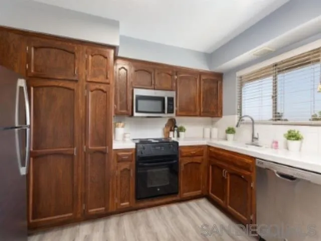 4800 Williamsburg Lane, Unit 216 La Mesa, CA 91942 - Photo 2 of 10