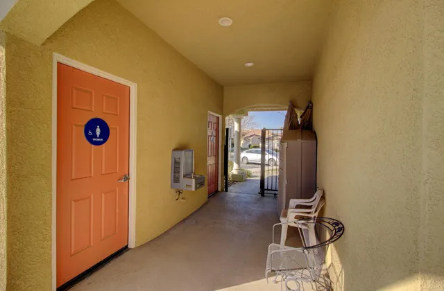 $439,000 | 130 Little Johns Creek Drive, Oakdale, CA 95361