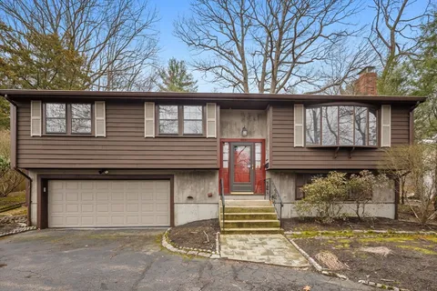 $735,000 | 480 Liberty Street, Braintree, MA 02184