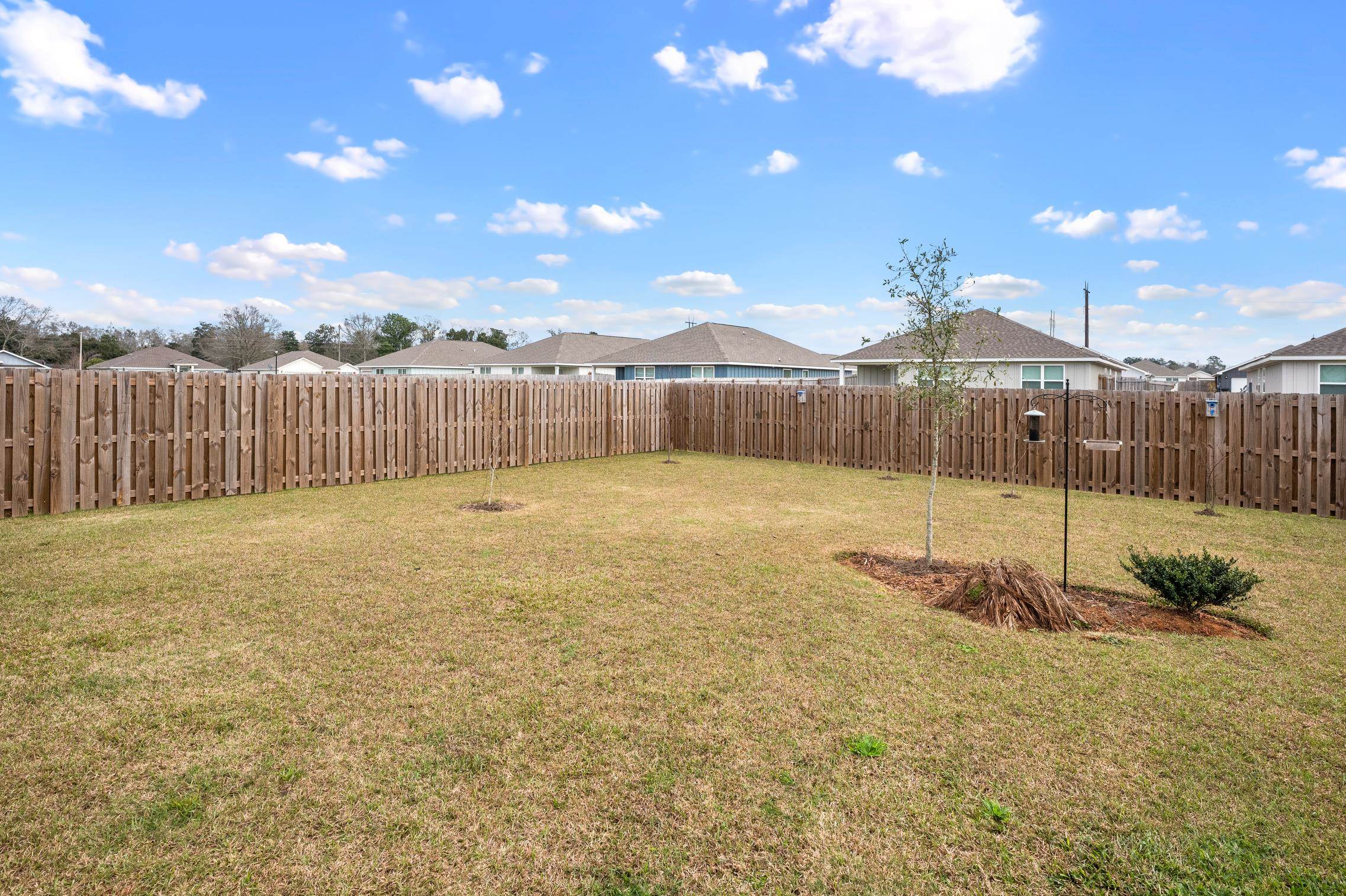 15042 Forsythia Loop Silverhill, AL 36576 - Photo 29 of 32 Yard