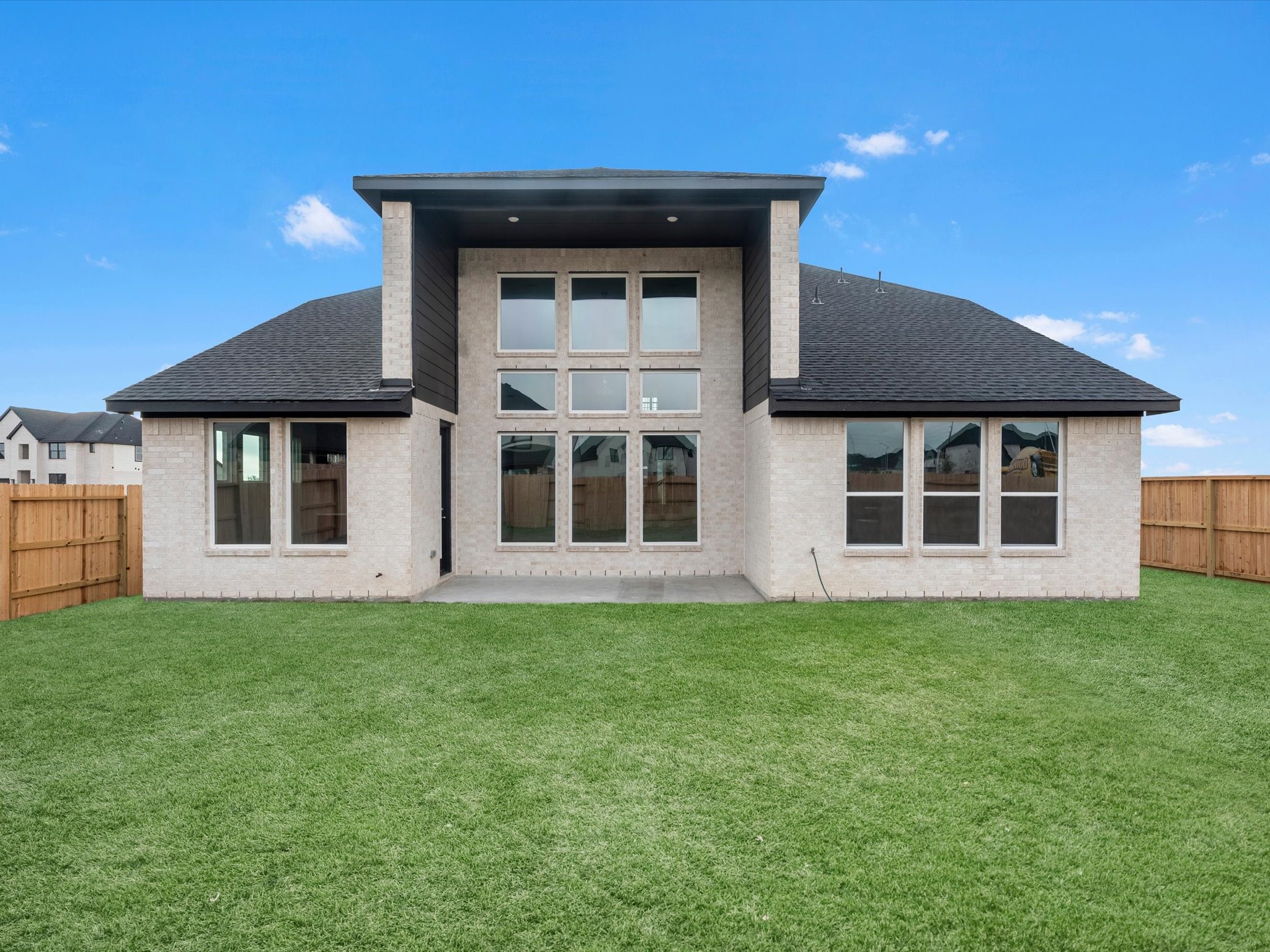 5122 McKinney Rdg Trail Rosenberg, TX 77471 - Photo 21 of 26 Grass is digitally enhanced.