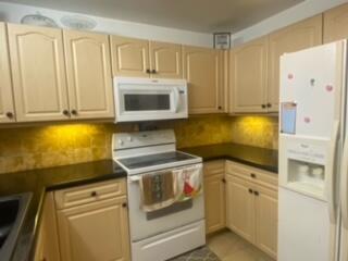 22605 Southwest 66th Avenue, Unit 100 Boca Raton, FL 33428 - Photo 2 of 9 image10