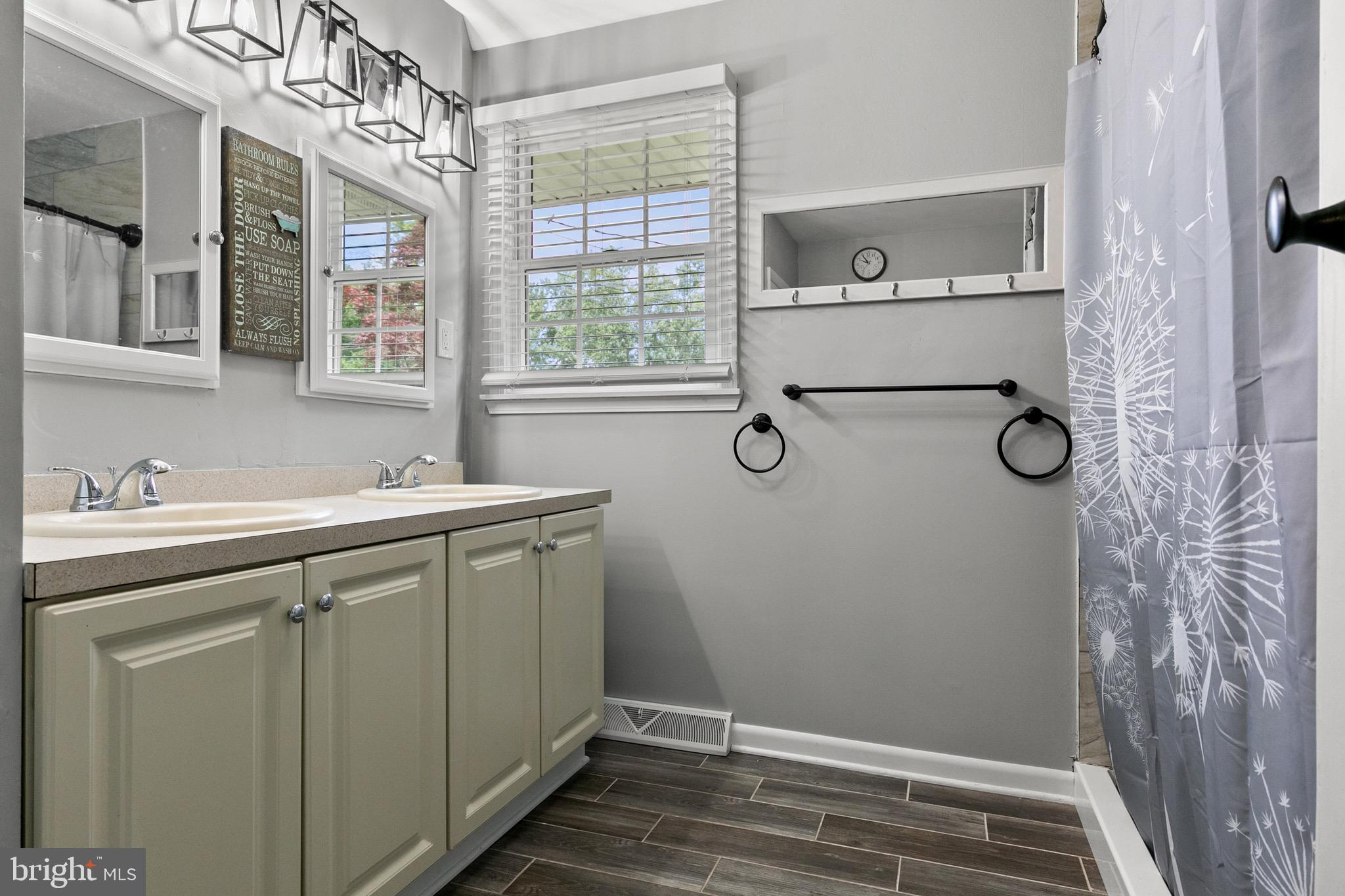 128 Hayes Mill Road Atco, NJ 08004 - Photo 17 of 29 Gallery Image 17