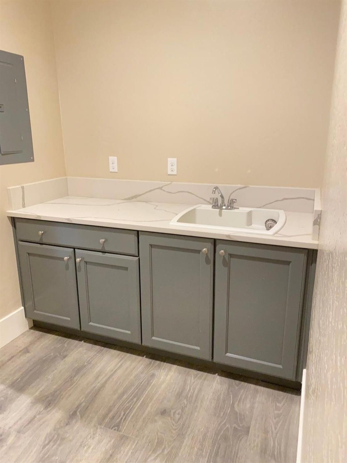 4477 Vineyard Drive Madera, CA 93636 - Photo 12 of 15