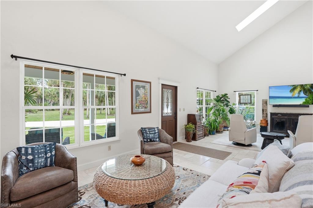 681 7th Street Southwest Naples, FL 34117 - Photo 5 of 50