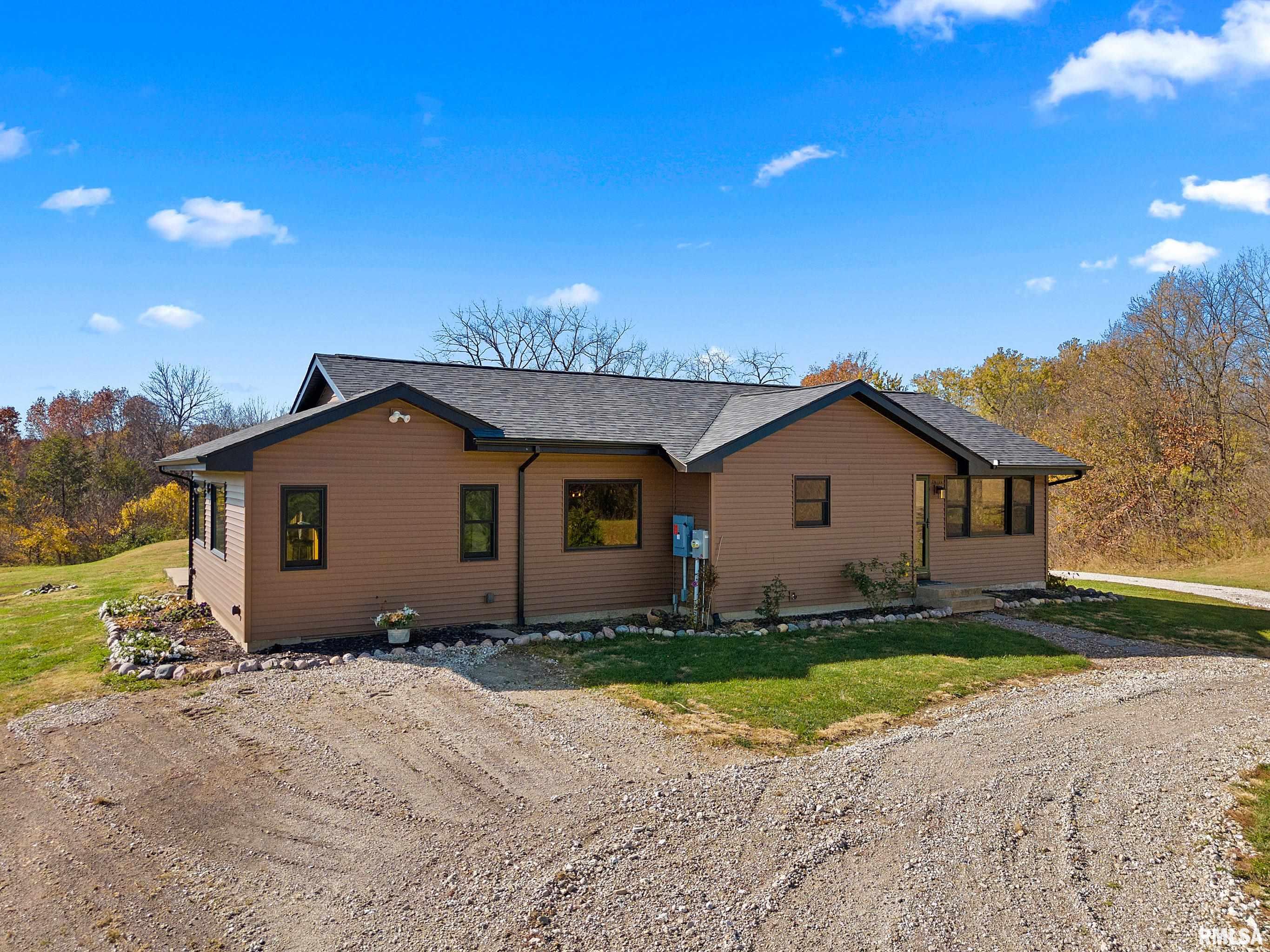 28735 Northrup Road Trivoli, IL 61569 - Photo 2 of 52