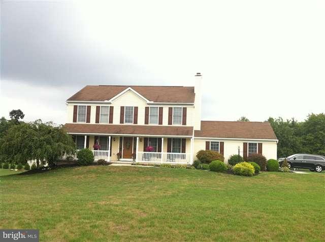 640 Whisler Road Etters, PA 17319 - Photo 1 of 19 Gallery Image 1