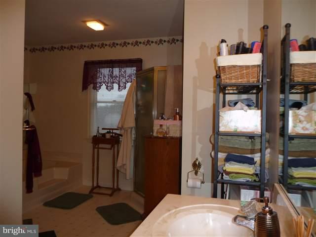640 Whisler Road Etters, PA 17319 - Photo 17 of 19 Gallery Image 17