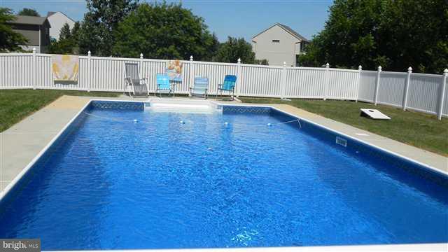 640 Whisler Road Etters, PA 17319 - Photo 8 of 19 Gallery Image 8