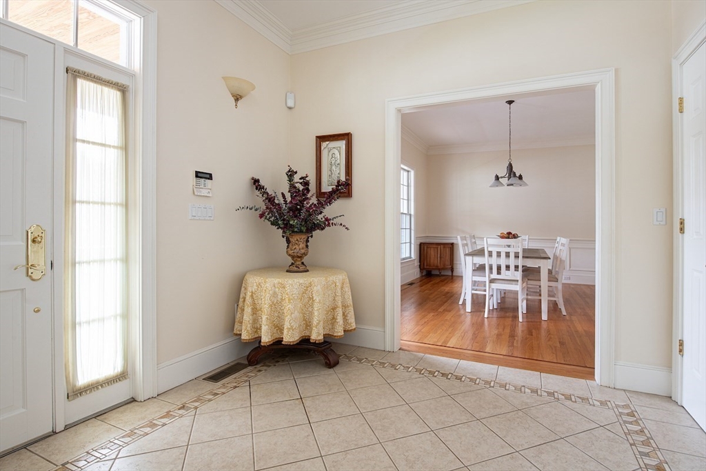 7 Burnham Road Lexington, MA 02420 - Photo 10 of 39 Gallery Image 10