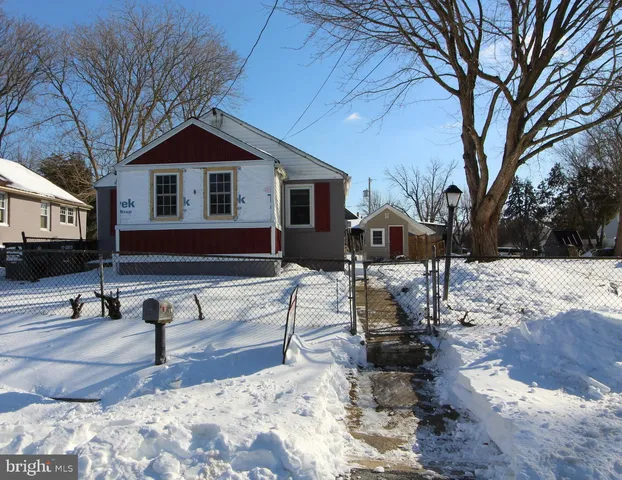 $189,900 | 1335 Apple Street, Marcus Hook, PA 19061