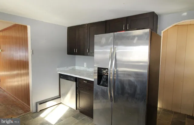 $189,900 | 1335 Apple Street, Marcus Hook, PA 19061