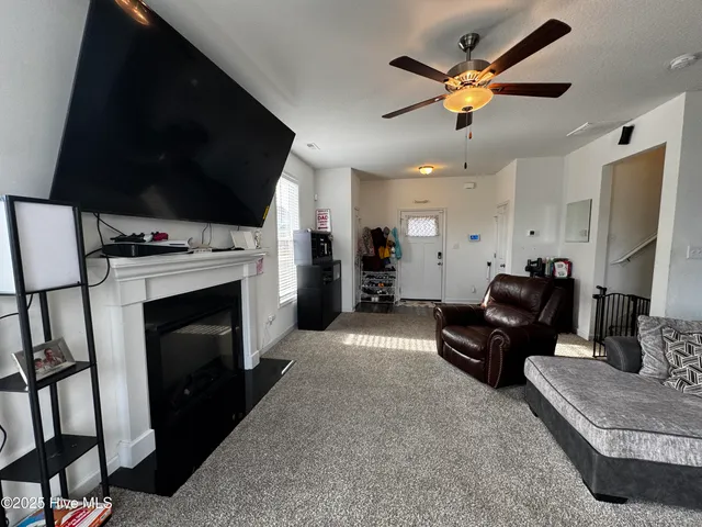 $2,000 | 407 Cattle Ranch Lane, Jacksonville, NC 28546