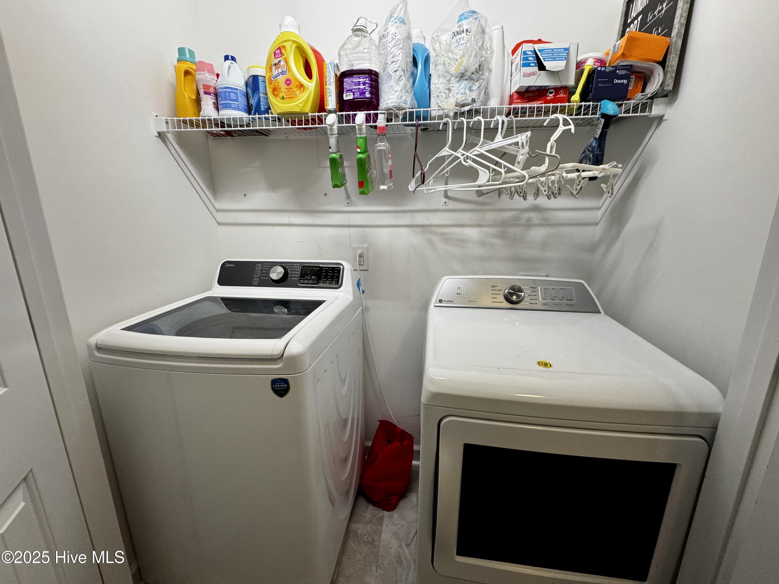 407 Cattle Ranch Lane Jacksonville, NC 28546 - Photo 6 of 12 Laundry