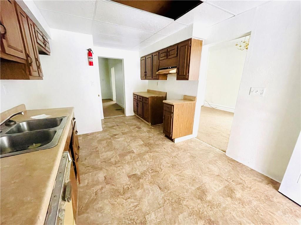 40 Frazier Avenue McKees Rocks, PA 15136 - Photo 9 of 17