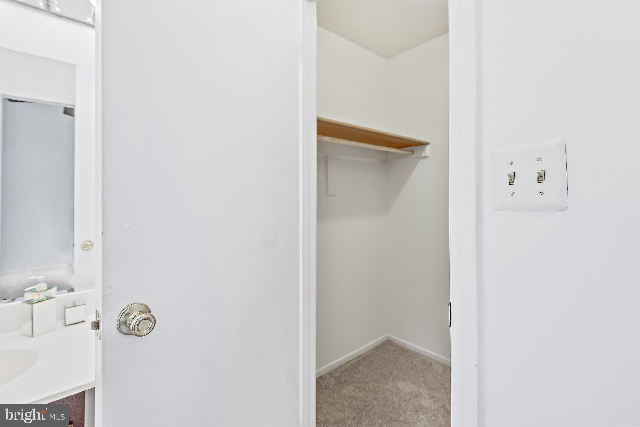 8 Narrowleaf Court Gaithersburg, MD 20878 - Photo 34 of 66 Master Suite Walk-In Closet