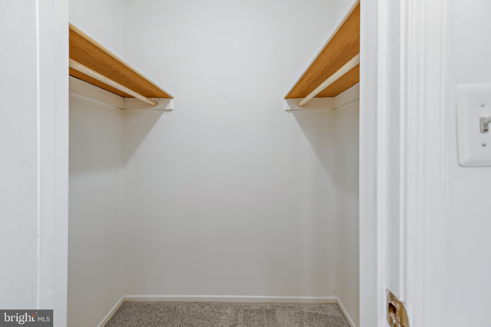 8 Narrowleaf Court Gaithersburg, MD 20878 - Photo 35 of 66 Walk-In Closet