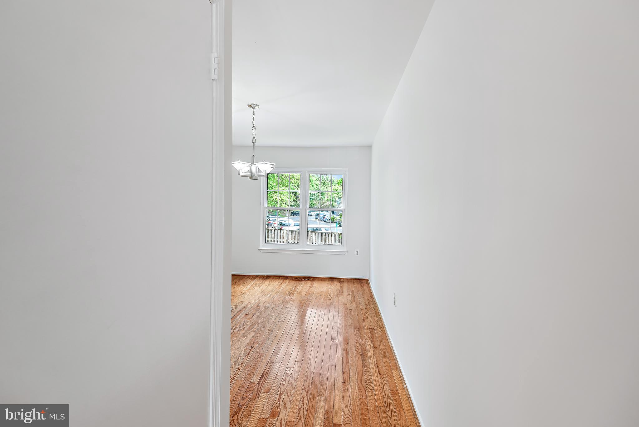 8 Narrowleaf Court Gaithersburg, MD 20878 - Photo 9 of 66 To Dining Room