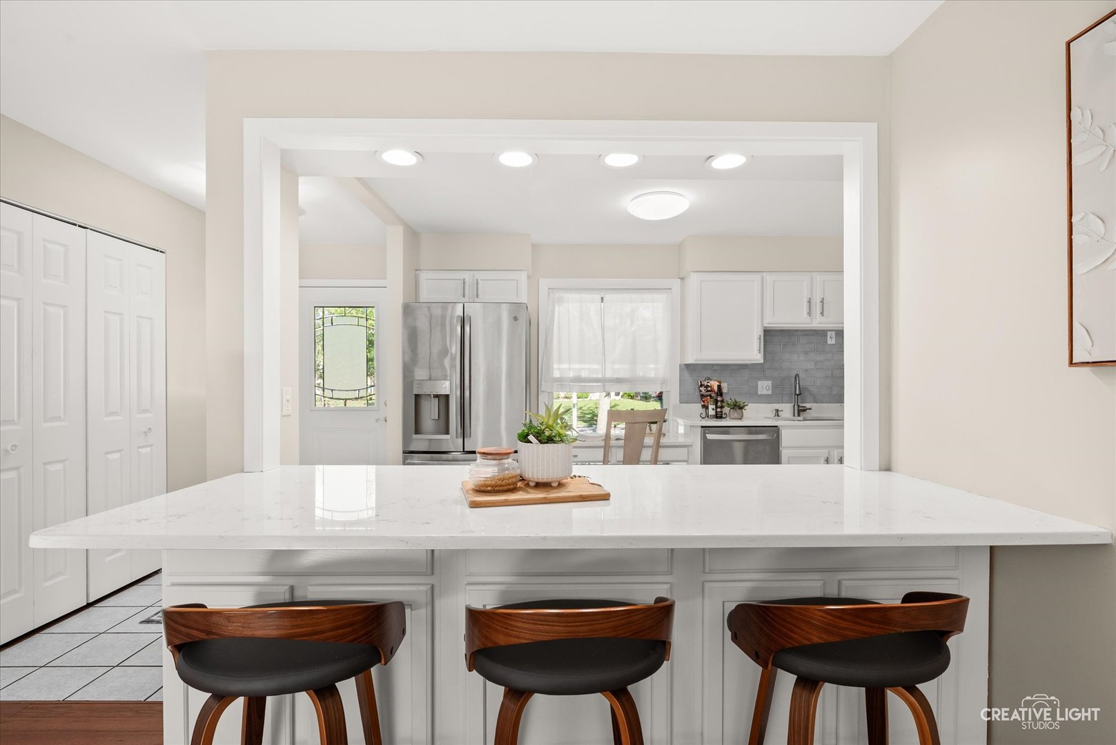706 North Pinecrest Road Bolingbrook, IL 60440 - Photo 4 of 19