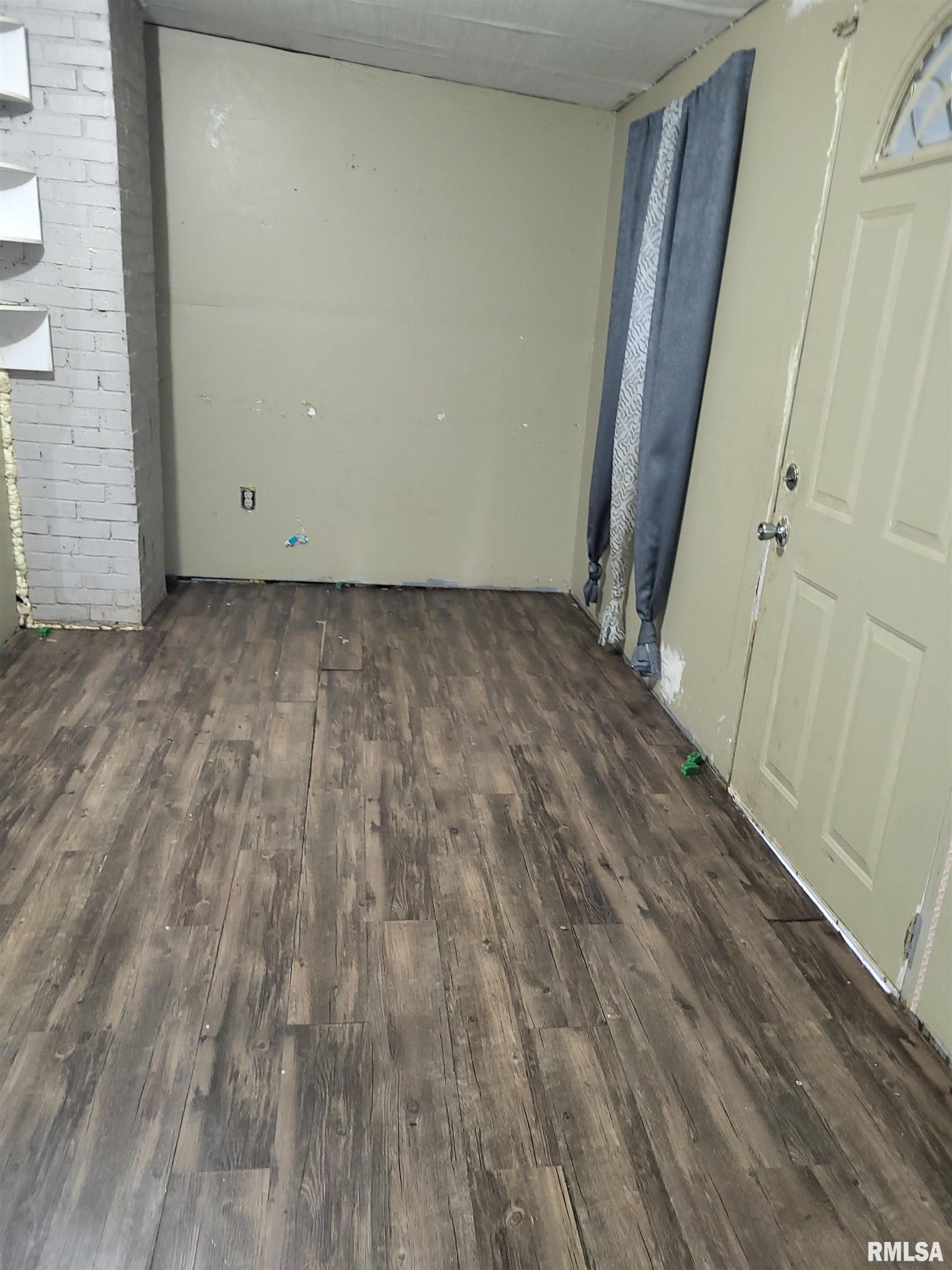 722 Monroe Street Kewanee, IL 61443 - Photo 12 of 24