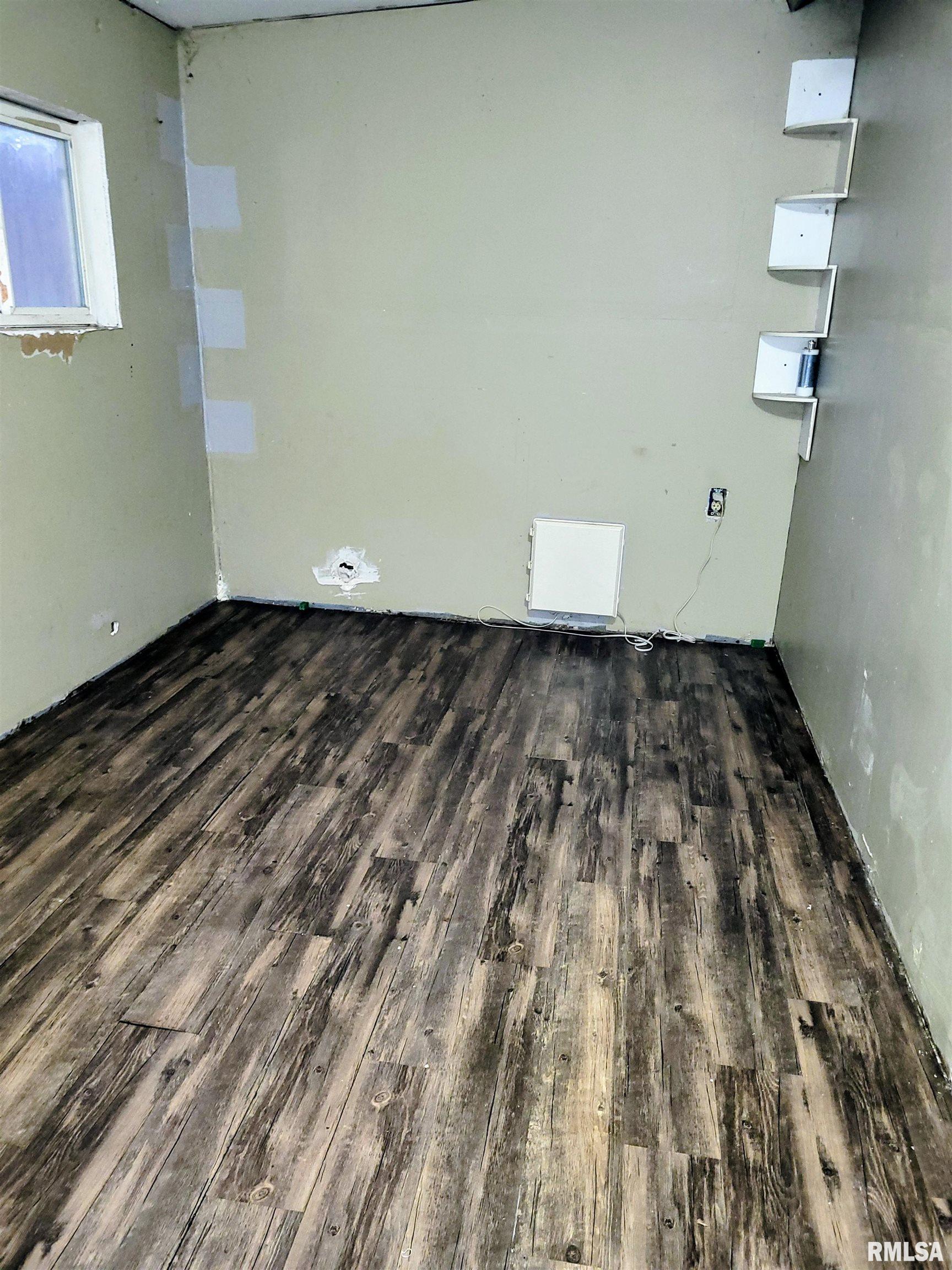 722 Monroe Street Kewanee, IL 61443 - Photo 13 of 24