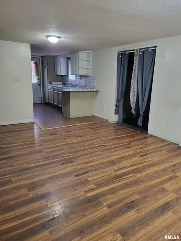 $54,900 | 722 Monroe Street, Kewanee, IL 61443