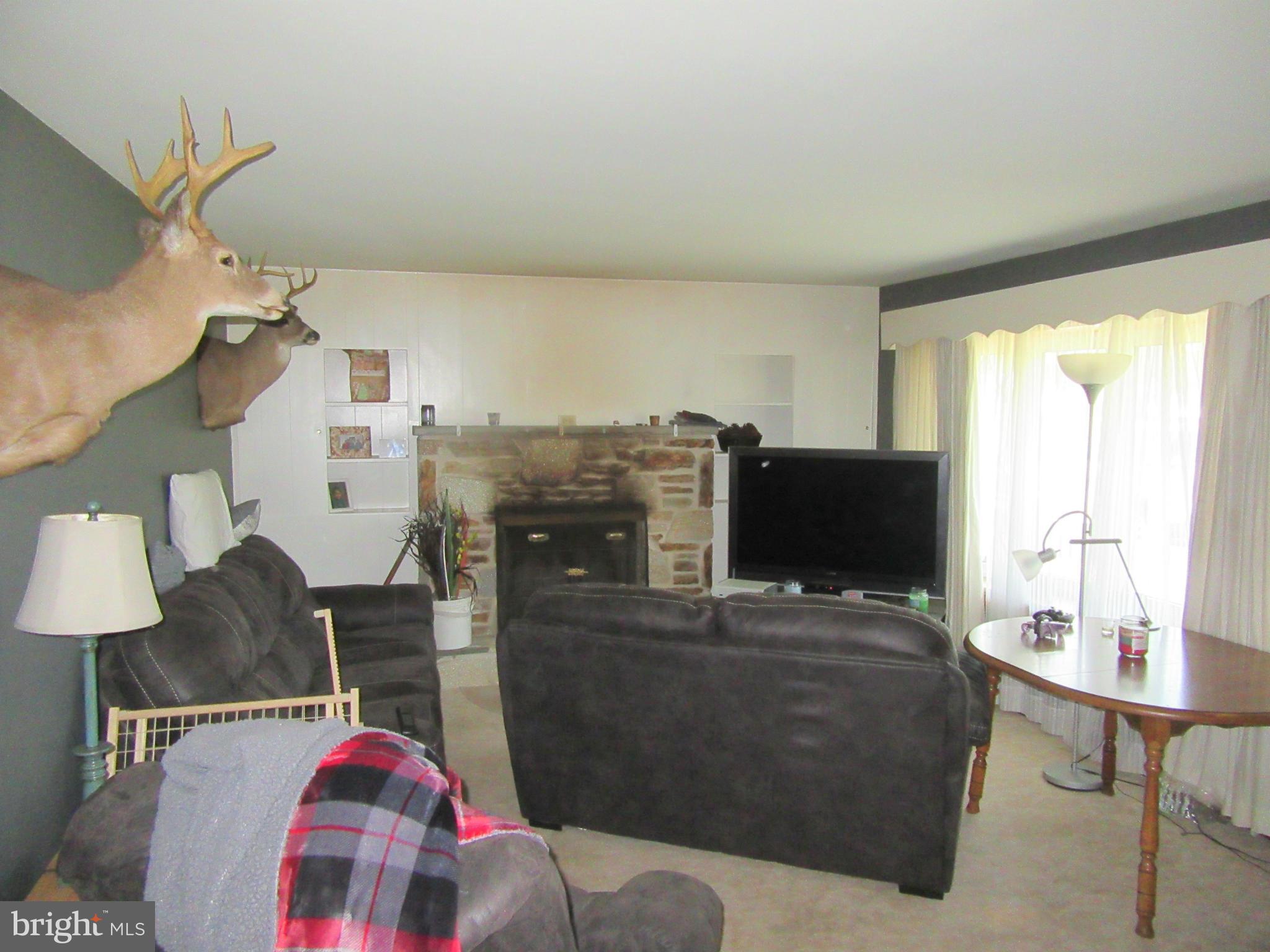 1323 Warehime Road Westminster, MD 21158 - Photo 2 of 16 Living Room