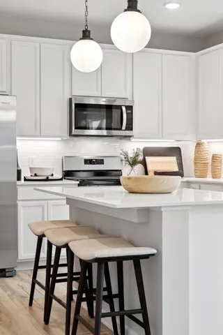 $464,990 | 15037 Athenry Bay, Rosemount, MN 55068