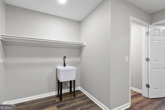 $575,000 | 3193 B Old Groveland Road, Pembroke, GA 31321