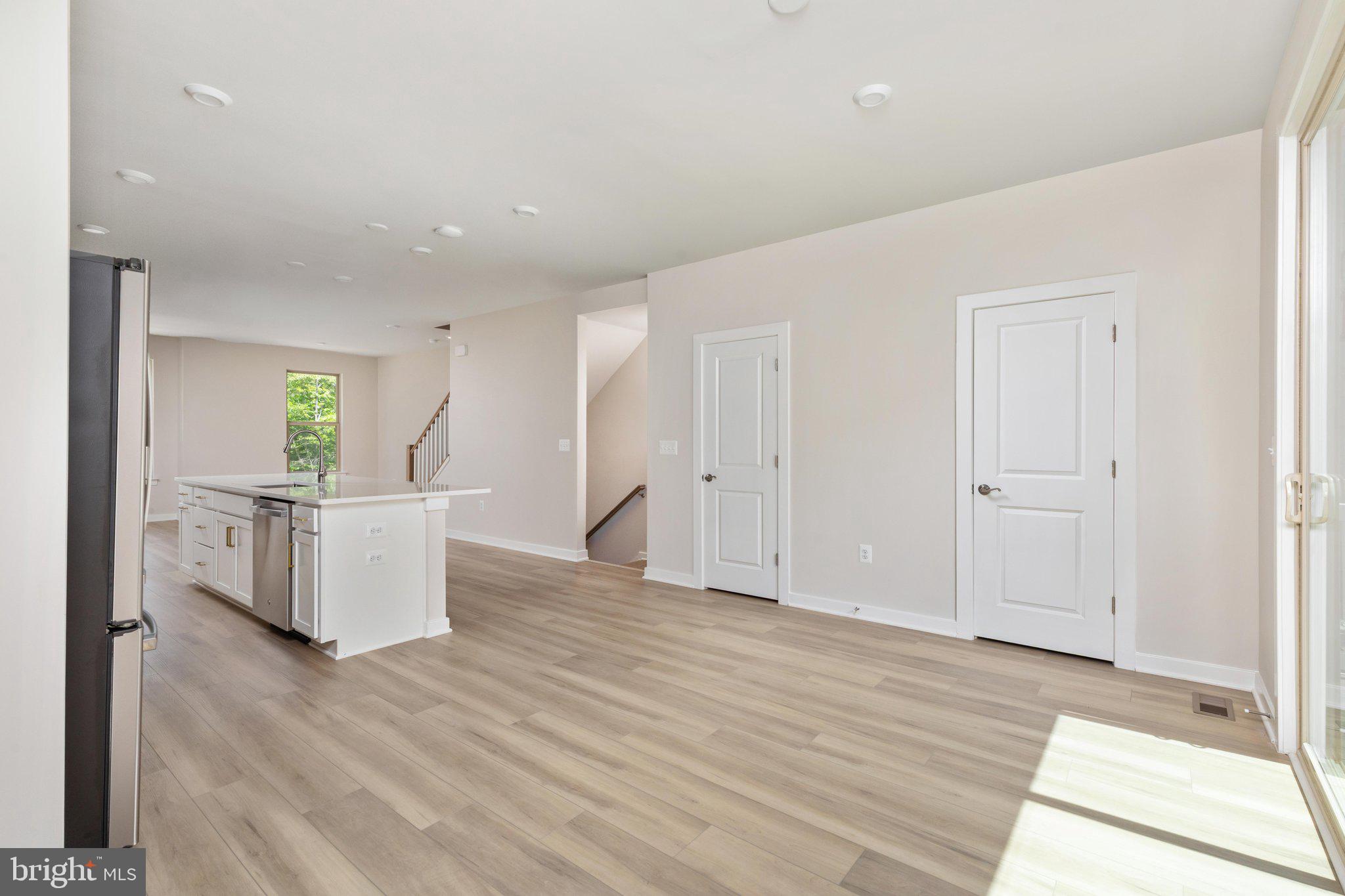 13658 Cobble Loop Woodbridge, VA 22193 - Photo 8 of 40