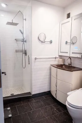 $1,225,000 | 90 William Street, Unit 8C | Financial District