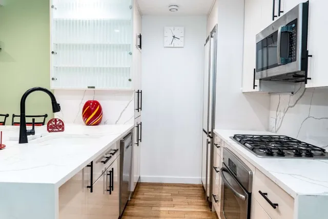 $1,225,000 | 90 William Street, Unit 8C | Financial District