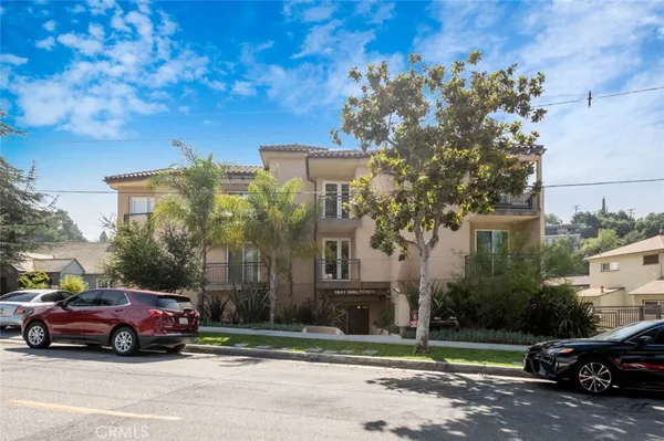 $4,200 | 1941 Waltonia Drive, Unit 203, Montrose, CA 91020
