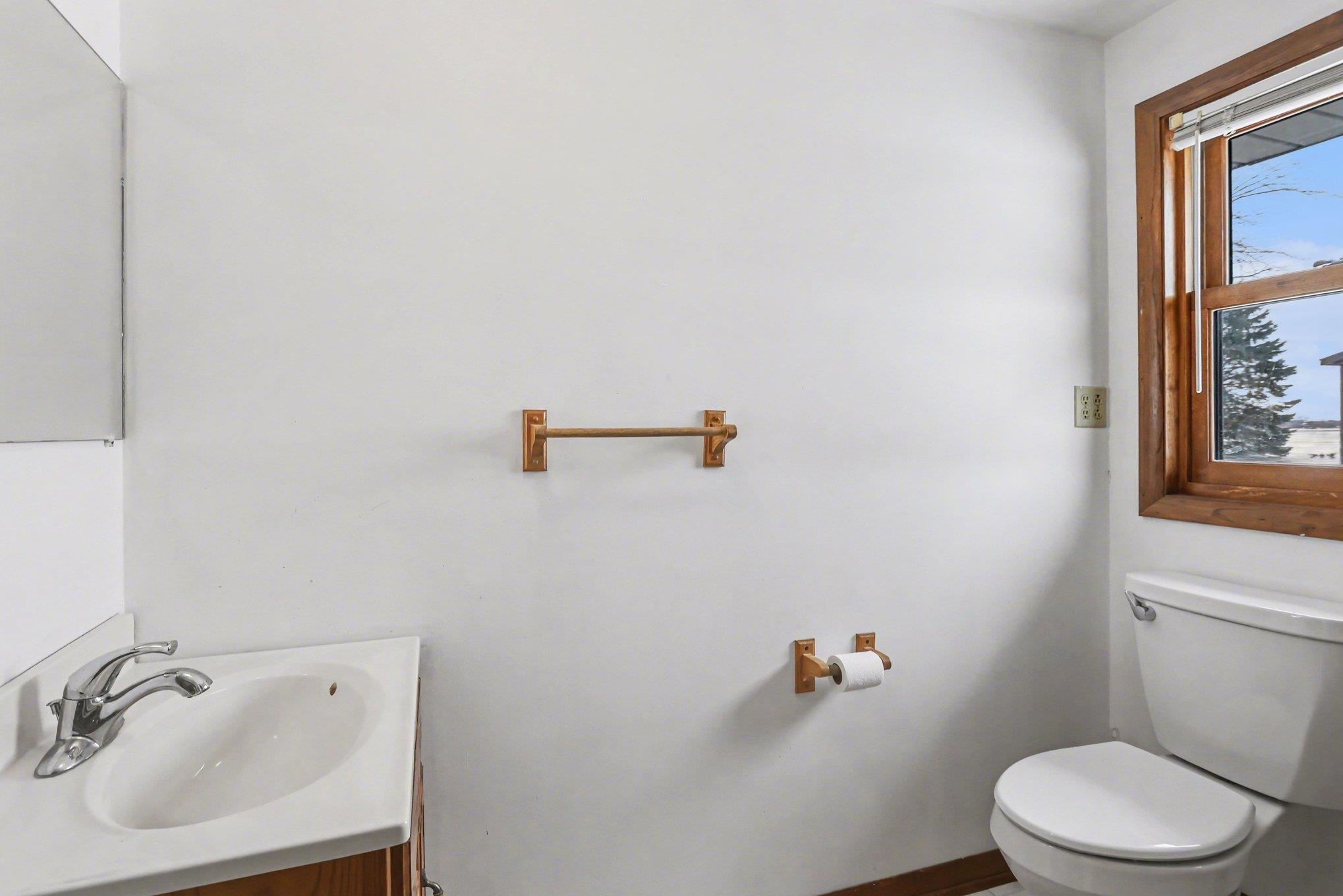 780 South Mackinaw Road Kawkawlin, MI 48631 - Photo 20 of 28