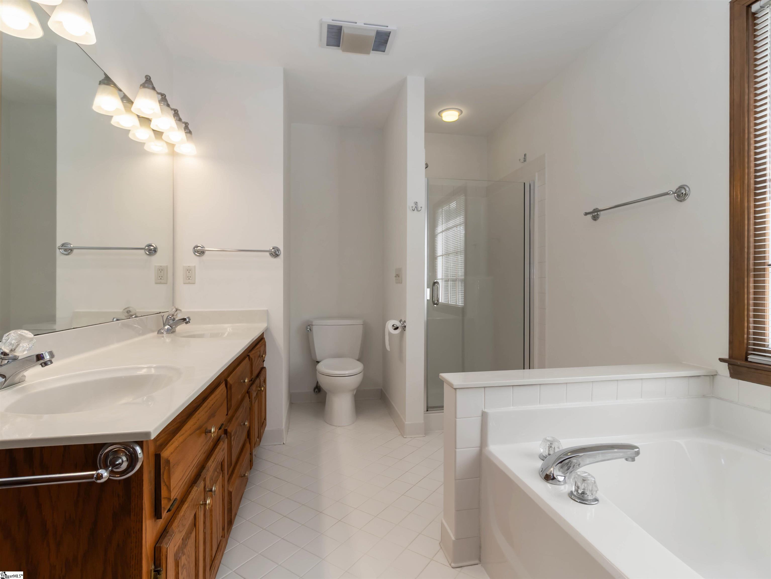 111 Roberts Farm Road Simpsonville, SC 29681 - Photo 14 of 25