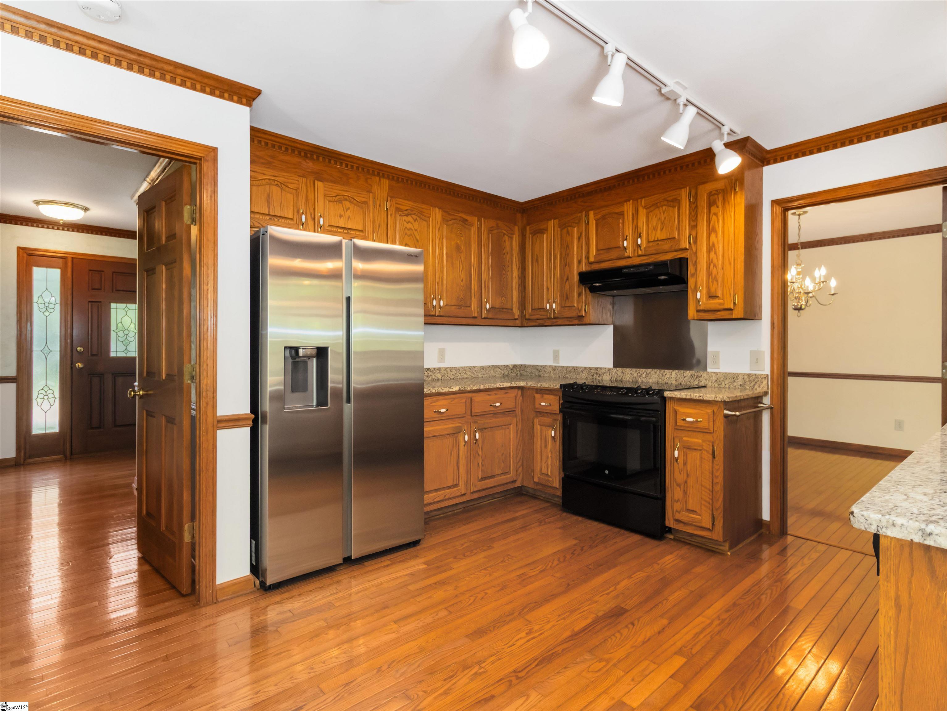 111 Roberts Farm Road Simpsonville, SC 29681 - Photo 7 of 25