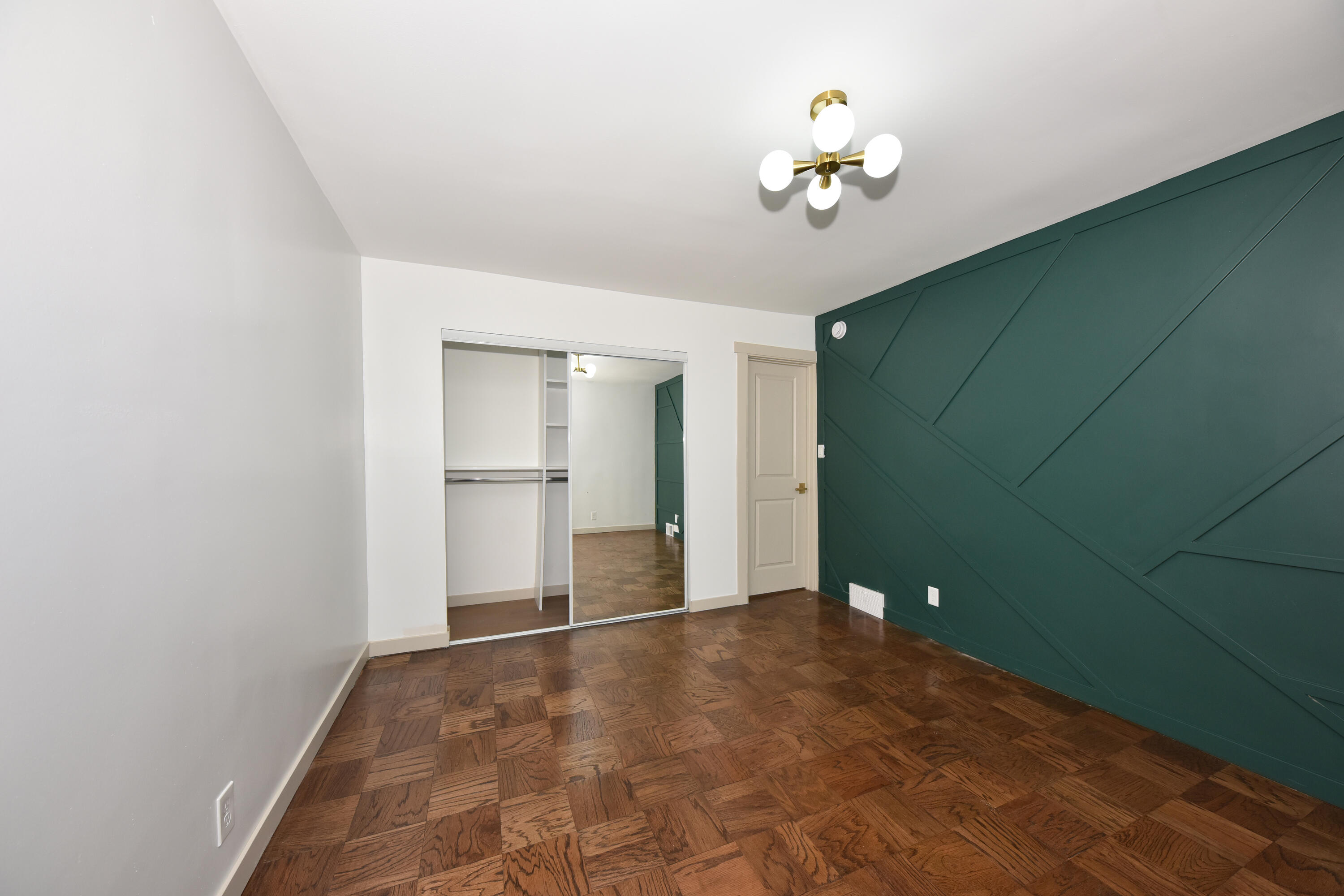 926 North 60th Street Milwaukee, WI 53213 - Photo 24 of 44 Main Level