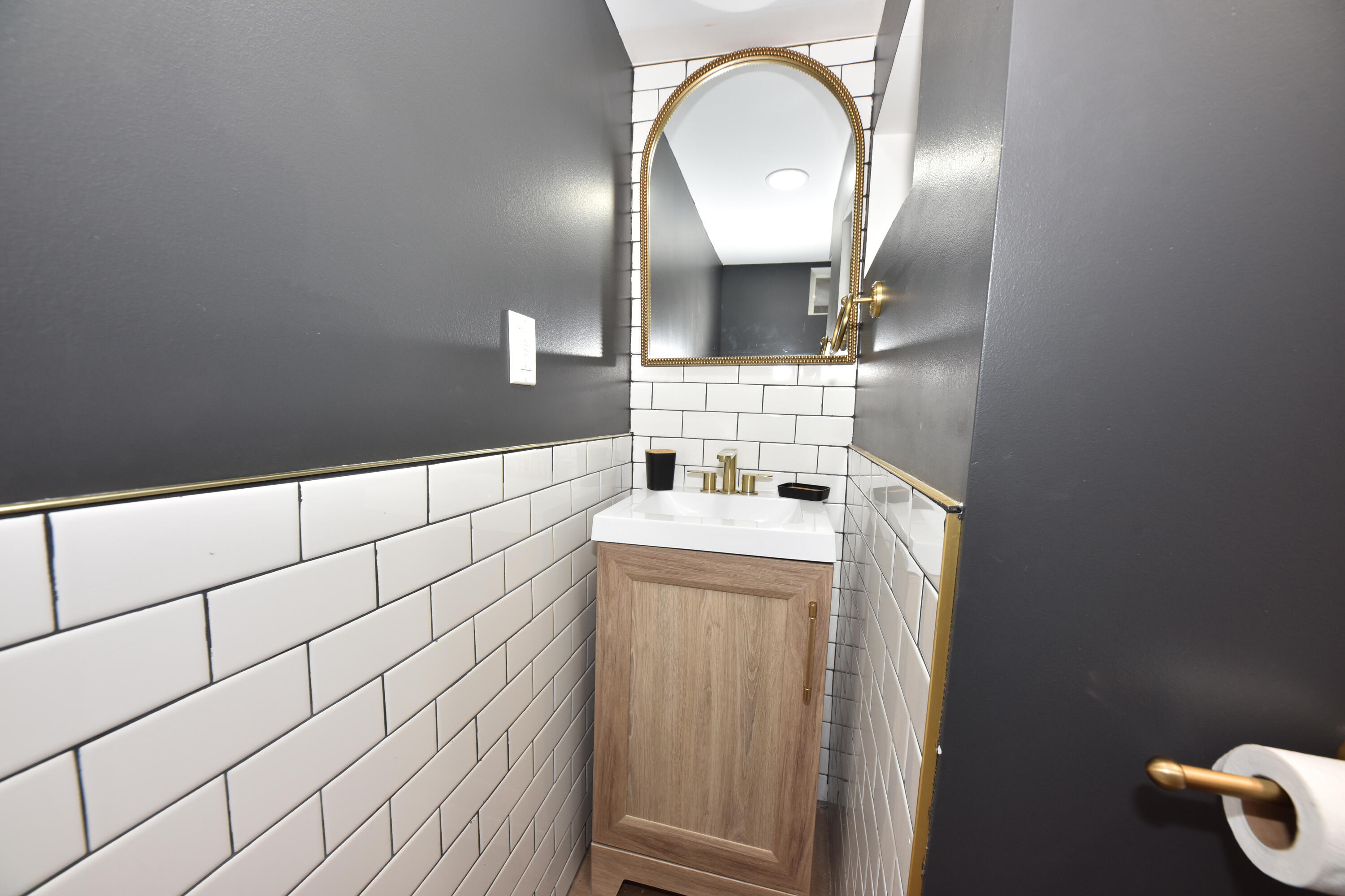926 North 60th Street Milwaukee, WI 53213 - Photo 10 of 44 Lower bathroom