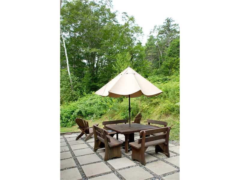 14 Carriage Road Freeport, ME 04032 - Photo 11 of 18 Patio/Deck.